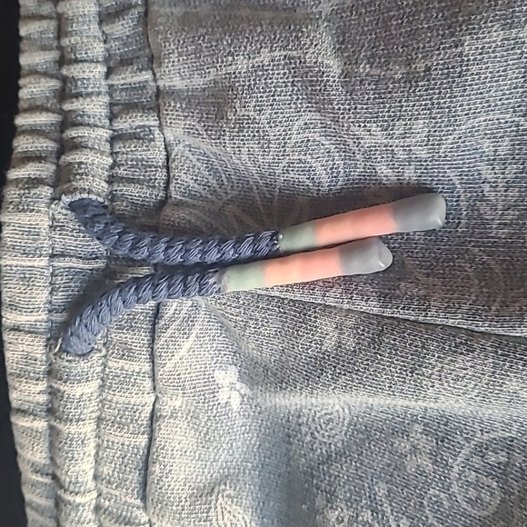 Levi's Girl Knit Shorts, Large, Blue - Picture 2 of 6